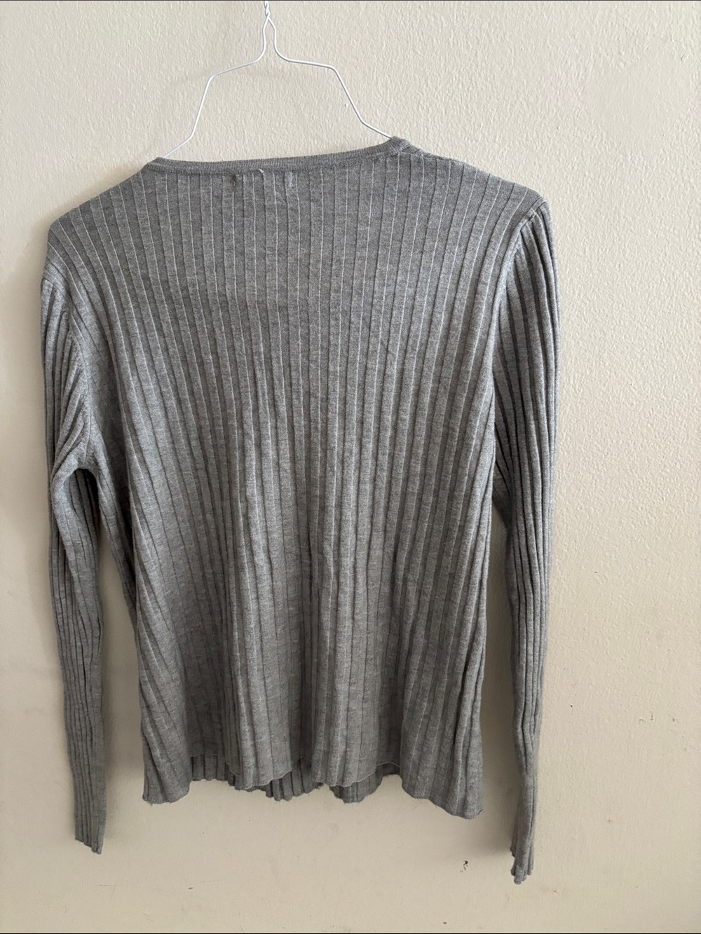 Express Light Gray Ribbed Button-Up Cardigan - Picture 3 of 4